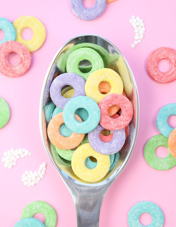 Fruity Cereal-Studded Cookies : FROOT LOOPS Cereal Swirl Cookie