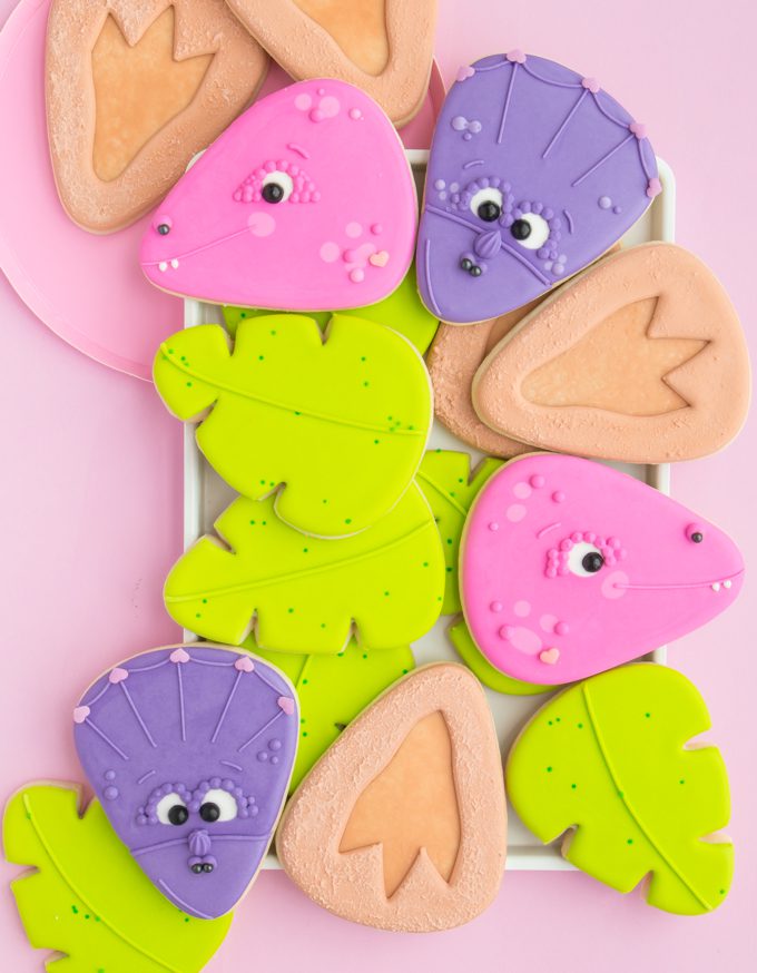 Dinosaur Cookies Tutorial 